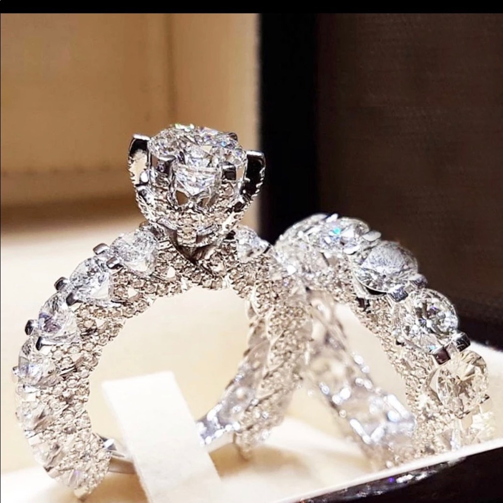 Gorgeous S925 silver plated engagement ring 💍